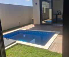 VENDE-SE CASA CONDOMÍNIO SANTA MARTA