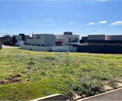 VENDE-SE TERRENO ALTO DO CASTELO 1