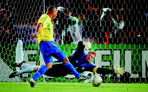 A SELEÇÃO de Luiz Felipe Scolari, pentacampeã em 2002,
na Copa da Coreia e do Japão: Ronaldo Fenônemo foi o artilheiro