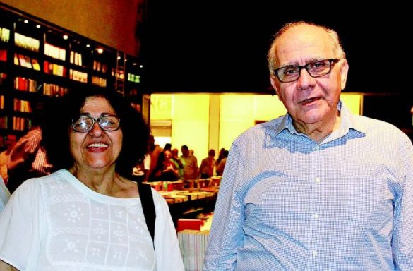  Os irmãos jornalistas Rosana e Rubens Zaidan 