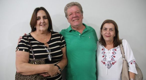 Rita de Cassia e Laerte José Casadio com Dorinha Salomão