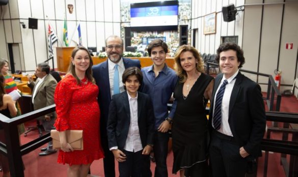 Mariana Denuzzo Salomão, Marcelo, Joaquim e João Pedro Salomão, Simone Viana Salomão e Arthur Salomão