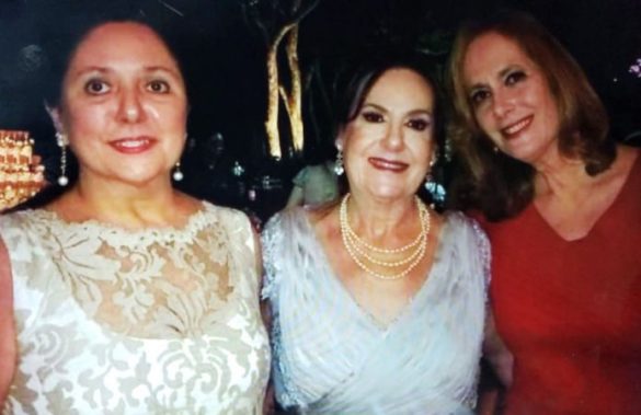 Cristina Barilari Fontes, Regina Cunha Barros e Roberta Vieira Calil