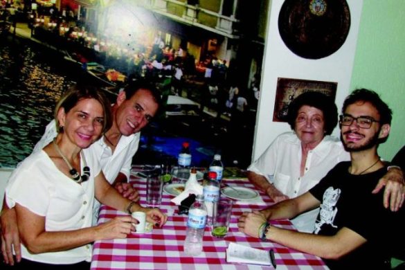 Josmara, Max e André Molina Borges com Mariza Bianco Molina