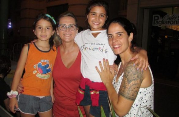 Olívia, Sílvia, Thais e Sophia Balbino