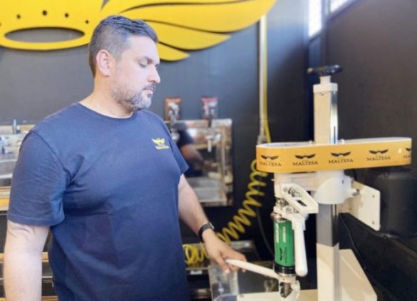 Marcelo Oliveira e o novo equipamento de enlatar chopp. Investimento e estruturação de novo modelo de negócio 