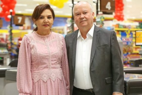 Parabéns casal empreendedor: Cleusa Maria Justino Silva e Antônio de Lima Silva