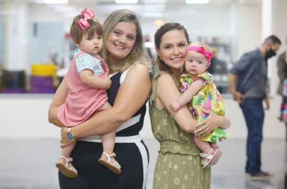 Giovanna Spadaro Guidoni Silva e Antonella Guidoni Silva com Letícia Elisa Justino Silva e Júlia Silva Martins