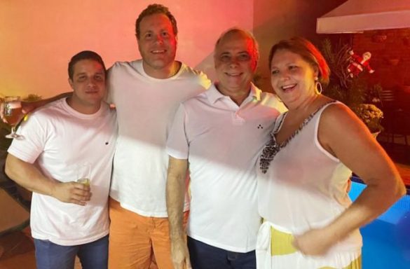 Caio Guedes com Rafael, Paulo e Sônia Motta