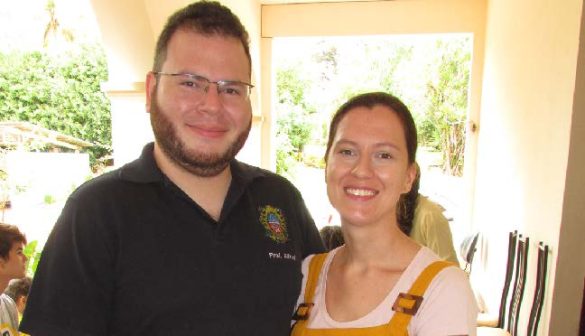 Alfredo Biagini Garcia e Juliana Ribeiro da Silva