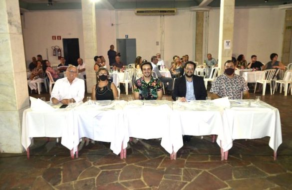 Marcus Togni, Cecília Rocha, Murilo Galerani, Gabriel Pereira e Justino Melo