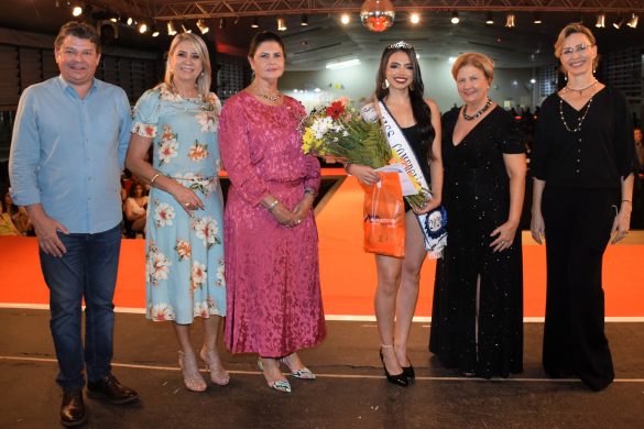 Eduardo Ferrari, Marcia Fernandes, Sandra Brandani, presidente da Acirp; Nayane Marques Ramos e Regina Pessoti