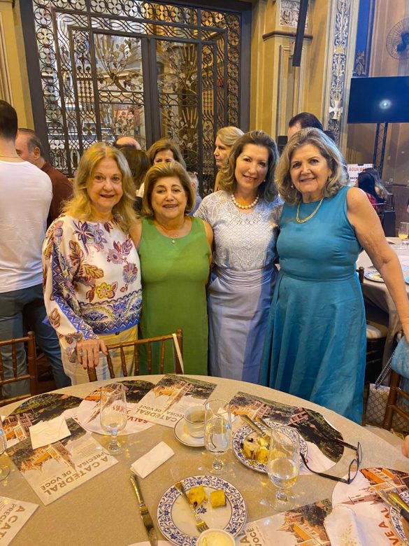 Cidinha Paiva, Marcia Colussi, Mariângela Bistane e Babete Nassif. 